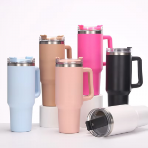 steel tumbler with lid