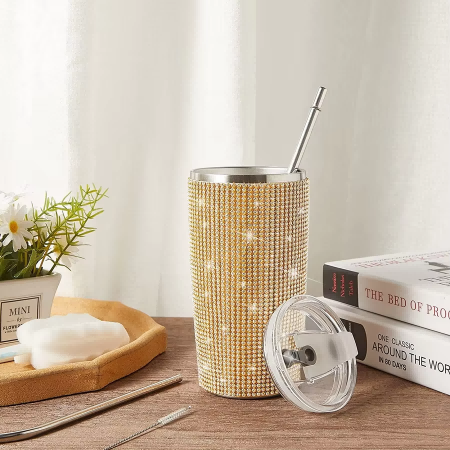 Diamond tumbler,luxury tumbler,fashionable drinkware,reusable tumbler,BPA-free tumbler,eco-friendly tumbler,unique gift ideas.