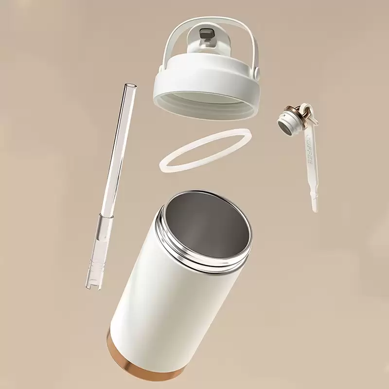 coffee tumbler with straw