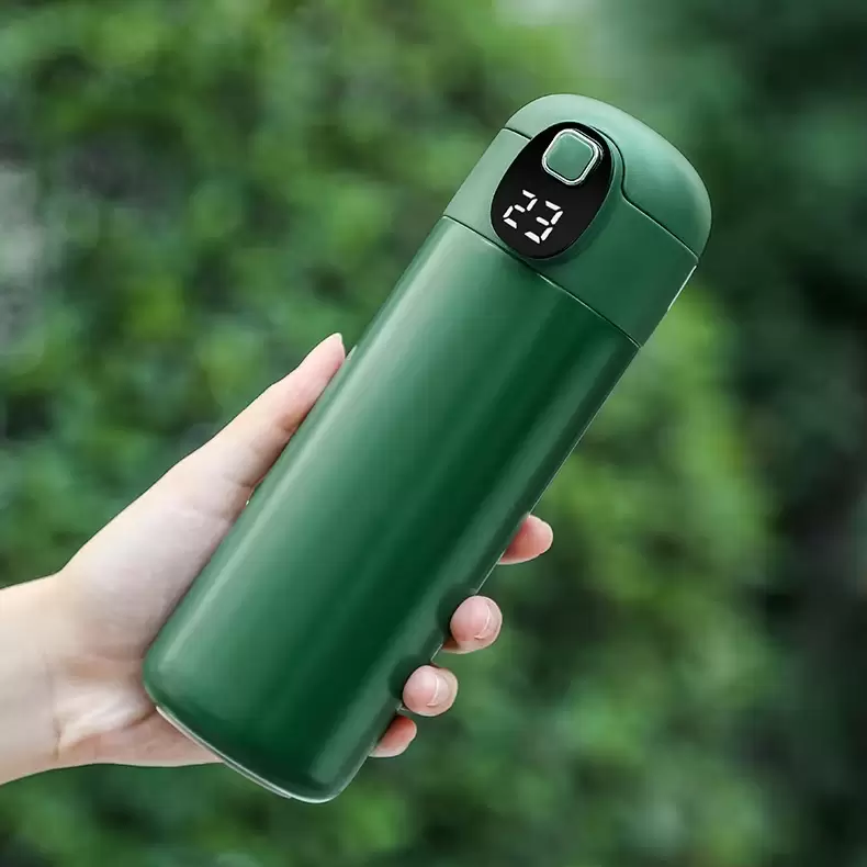 thermos water bottle with temperature display