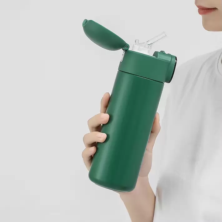 thermos water bottle with temperature display